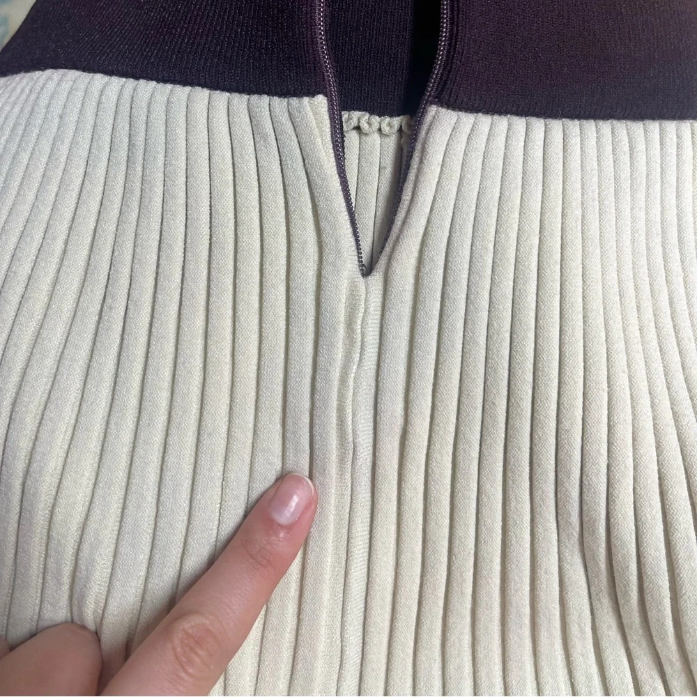 Tory Burch Cream Ribbed Maxi Skirt with Black Waistband
